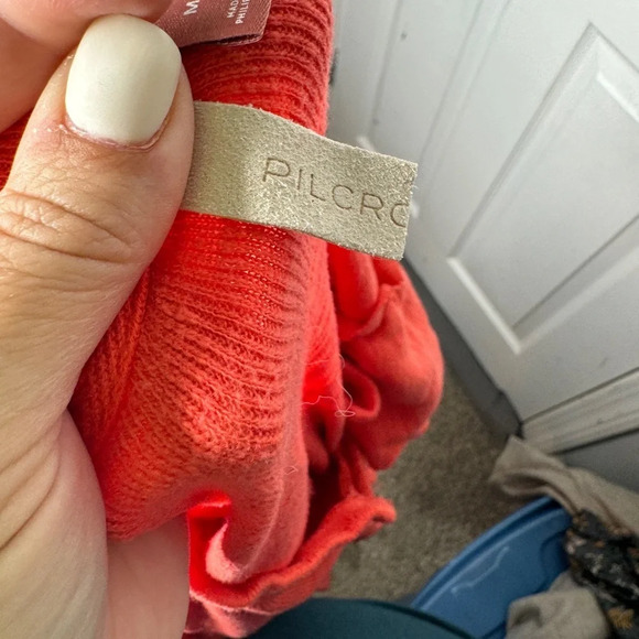 PILCRO Urban Outfitters Coral‎ Orange Ruffle Side Hi-Low Sweater Size Medium - Picture 7 of 10